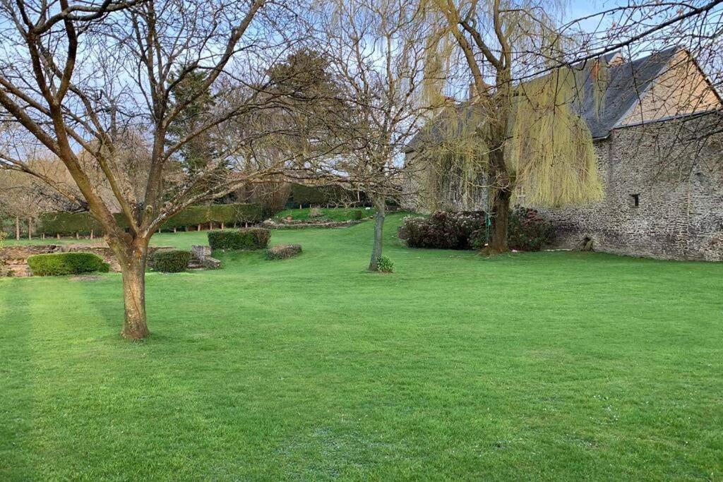 Вилла Le Nalousie Livry  Экстерьер фото